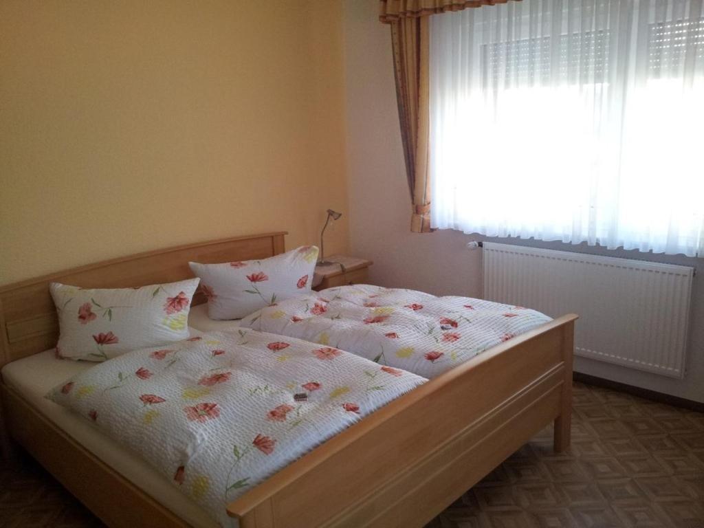 Landgasthof Zum Heiligenberg Sontra Szoba fotó